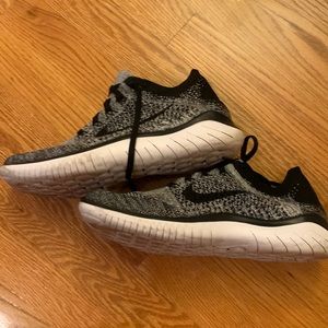 Nike free run flyknit